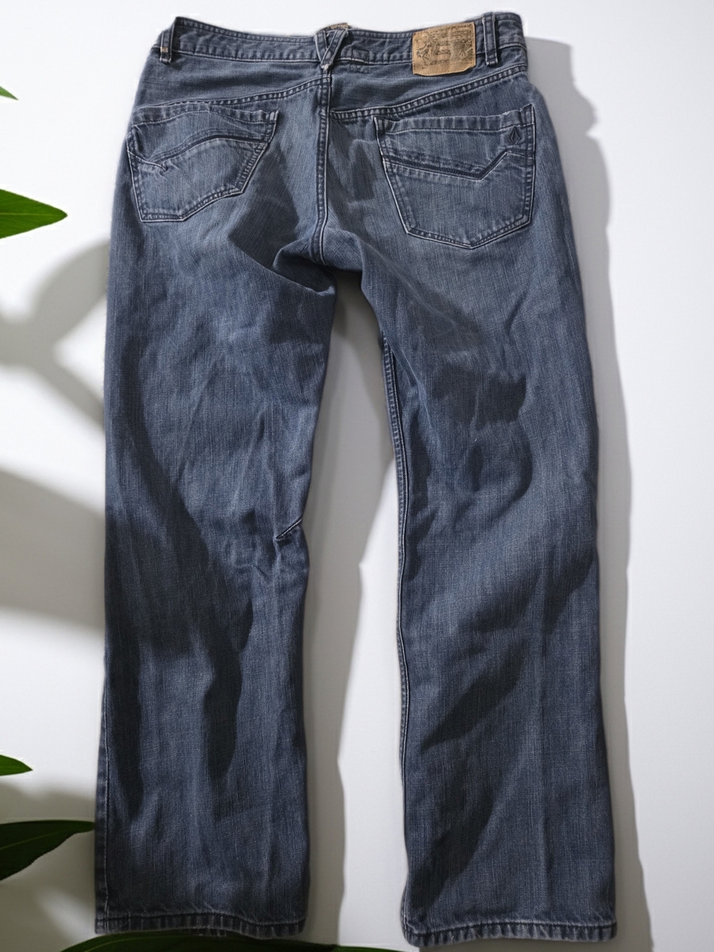 Men's Straight-Leg Blue Denim Jeans